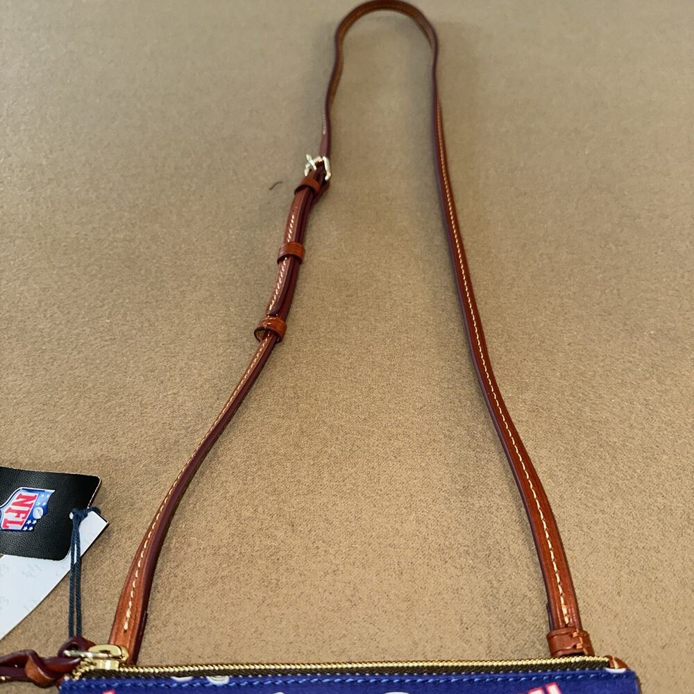 Dooney & Bourke X NY Giants Signature Small Zip Crossbody Purse - Picture 9 of 12